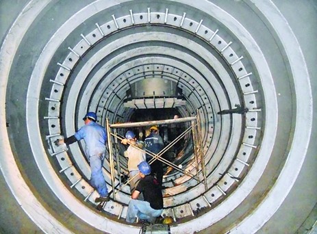 2019-10-30 宜萬線電力貫通-架空線路改電纜線路工程---10kV小電阻接地裝置三套發(fā)貨。